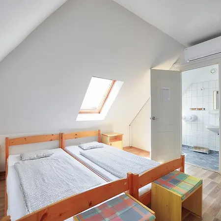 Гостевой дом Oliver Балатонлелле